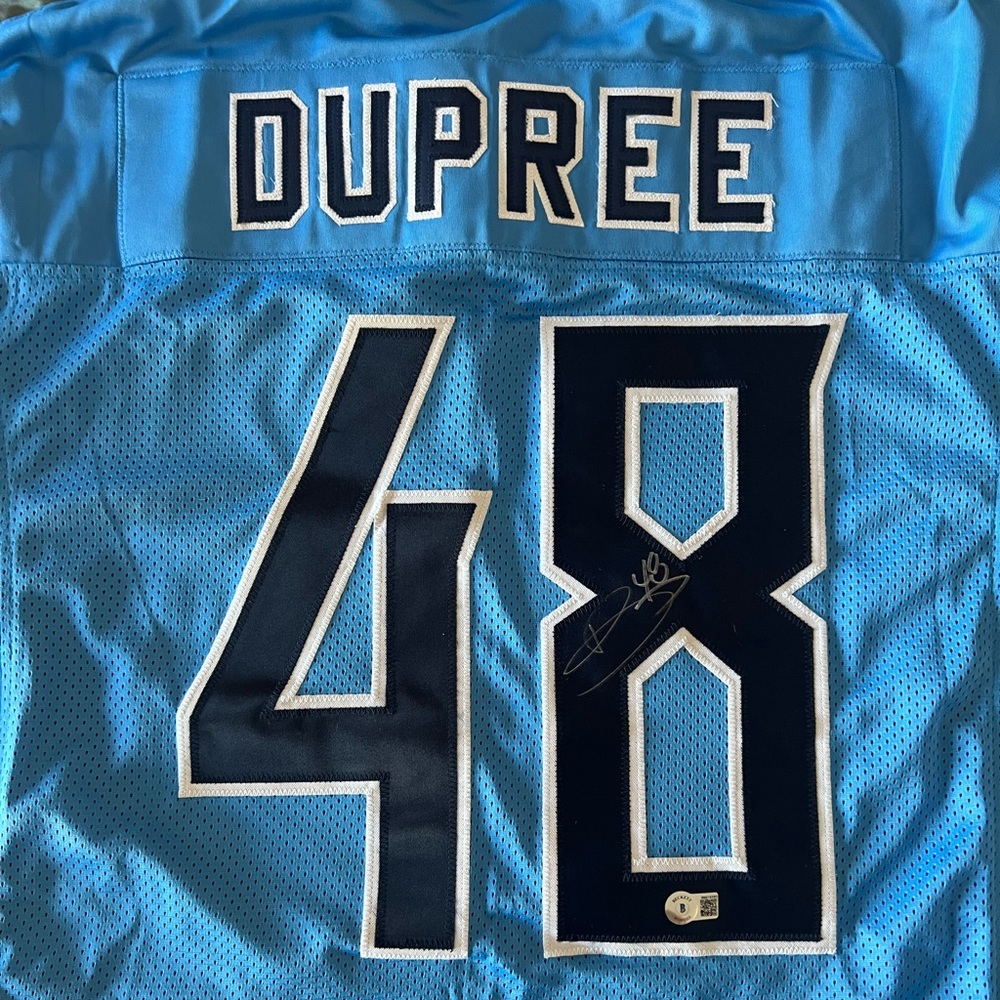 Bud Dupree (Tennessee Titans) Hand Signed Jersey. Beckett COA. XL.